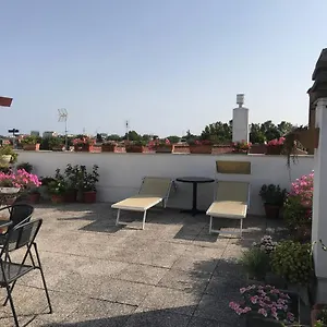 Bed & Breakfast Rooftop51, Rimini