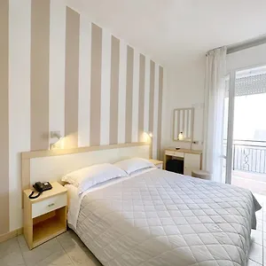 Hotel Aura Living, Rimini